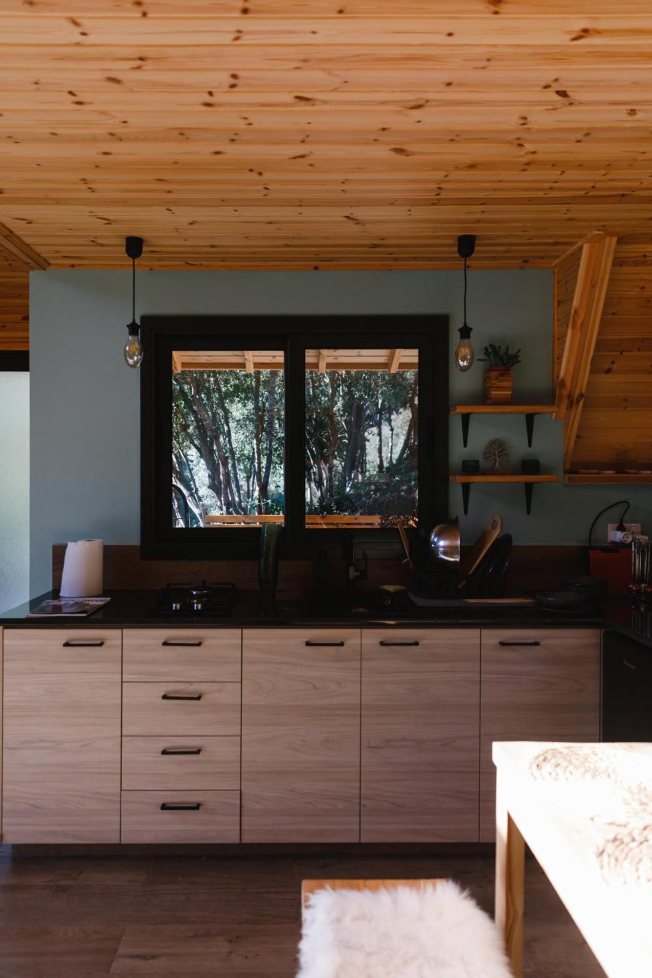 Mountain Glamping With Kids Playground And Pool Arakapas