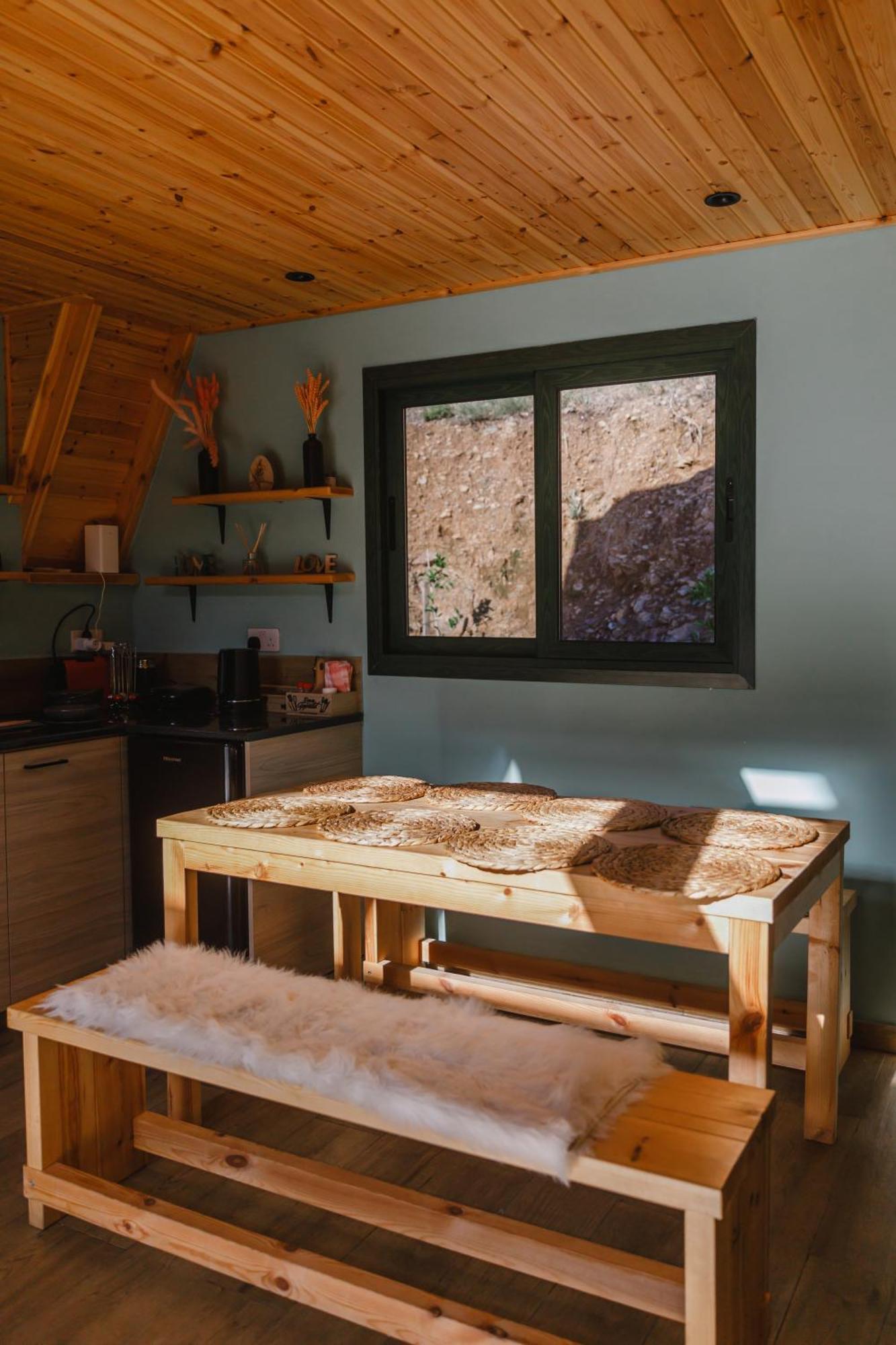 Mountain Glamping With Kids Playground And Pool